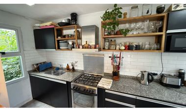 VENTA CASA CON PARQUE QUINCHO Y POSIBILDAD DE AMPLIAR