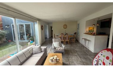 VENTA CASA CON PARQUE QUINCHO Y POSIBILDAD DE AMPLIAR