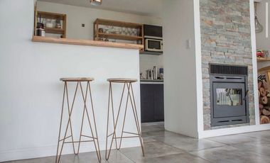 Casa 3 ambientes — Zona Los Acantilados