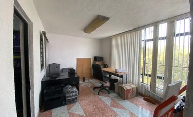 Edificio con Bodega en Venta en Azcapotzalco.