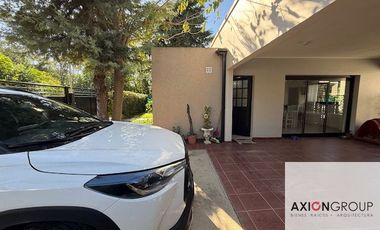 Casa en venta de 2 dormitorios c/ cochera en Villa Elisa