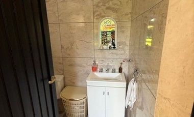 Casa en venta de 2 dormitorios c/ cochera en Villa Elisa