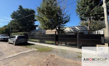 Casa en venta de 2 dormitorios c/ cochera en Villa Elisa