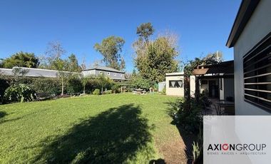 Casa en venta de 2 dormitorios c/ cochera en Villa Elisa