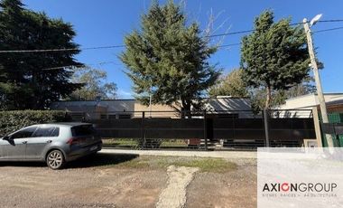 Casa en venta de 2 dormitorios c/ cochera en Villa Elisa