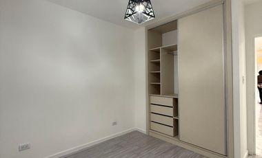 Venta Departamento 2 ambientes al frente. Zona Aldrey