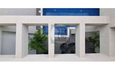 SE VENDE CASA NUEVA A PUERTA CERRADA DE 3 PISOS VILLA MARIA II YOPAL