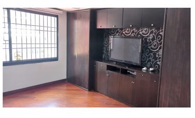 Casa Remodelada con terraza para Arriendo en Santa Paula