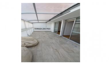 Casa Remodelada con terraza para Arriendo en Santa Paula