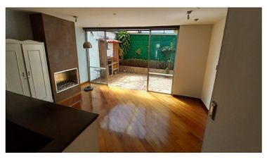 Casa Remodelada con terraza para Arriendo en Santa Paula