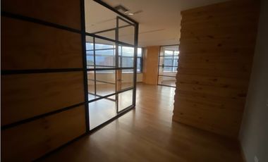 Oficina 78m2 en CC Milla de Oro para arriendo
