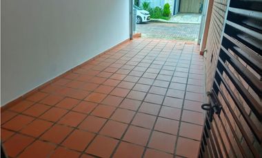 vendo casa en la Ceja, unidad cerrada 180 m2