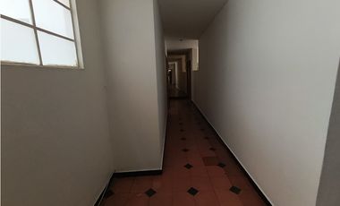 SE ARRIENDA CASA, EN ENVIGADO BARRIO MESA