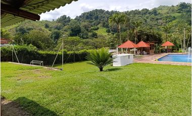 VENTA EXCLUSIVA FINCA TURISTICA VIA ALCALA