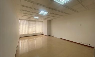 SE VENDE OFICINA EN EL EDIFICIO DIARIO DEL OTUN