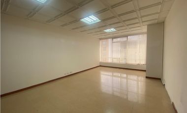 SE VENDE OFICINA EN EL EDIFICIO DIARIO DEL OTUN