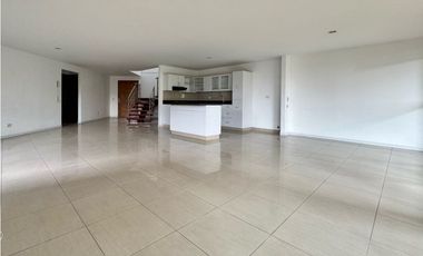 Vendo duplex en Sabaneta