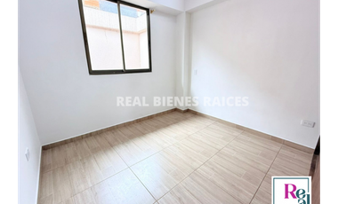 Se Arrienda Hermosa Casa Unifamiliar en Unidad Abierta.