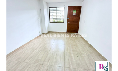 Se Arrienda Hermosa Casa Unifamiliar en Unidad Abierta.