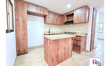 Se Arrienda Hermosa Casa Unifamiliar en Unidad Abierta.