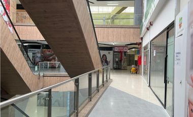 Se vende Local centro comercial La Calera Gardens