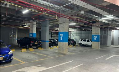 Se vende Local centro comercial La Calera Gardens