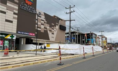 Se vende Local centro comercial La Calera Gardens