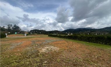 Venta de Lote en Parcelacion Alto de Palmas