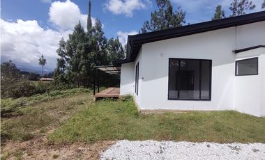 Casa en Arriendo en El Retiro sector Pantanillo