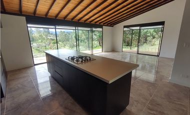 Casa en Arriendo en El Retiro sector Pantanillo