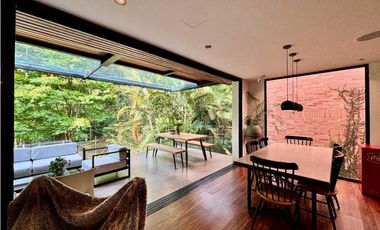 Hermosa casa cerca al Drive In
