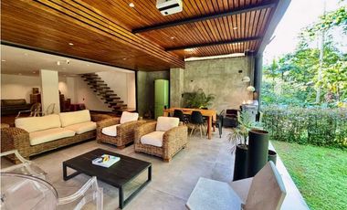 Hermosa casa cerca al Drive In