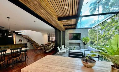 Hermosa casa cerca al Drive In