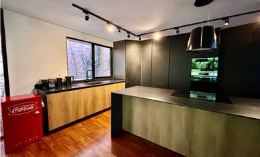 Hermosa casa cerca al Drive In