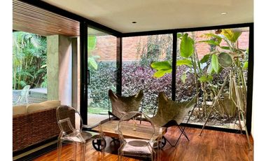 Hermosa casa cerca al Drive In