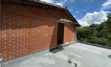 Se vende casa campestre en Copacabana