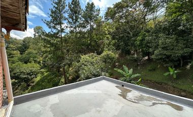 Se vende casa campestre en Copacabana