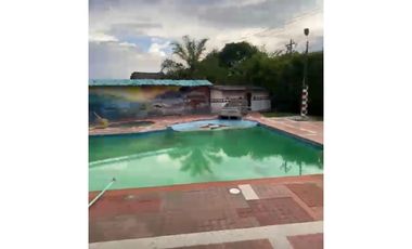 SE VENDE CASA LOTE EN LA VIA CERRITOS KM 6 DIAGONAL A LA TOYOTA