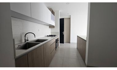 Arriendo Apartasuite Condominio Lagos de Iraka