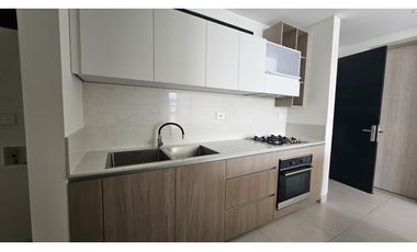 Arriendo Apartasuite Condominio Lagos de Iraka