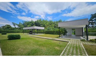 Arriendo Apartasuite Condominio Lagos de Iraka
