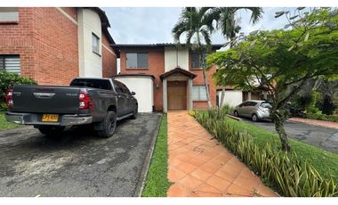 VENTA DE HERMOSA CASA CAMPESTRE REMODELADA CERRITOS PEREIRA