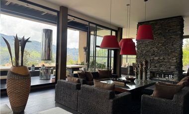 SE VENDE O ARRIENDA CASA LA CALERA 1600m2