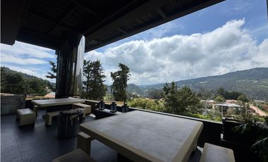 SE VENDE O ARRIENDA CASA LA CALERA 1600m2