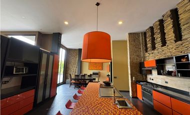 SE VENDE O ARRIENDA CASA LA CALERA 1600m2