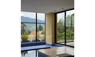 SE VENDE O ARRIENDA CASA LA CALERA 1600m2
