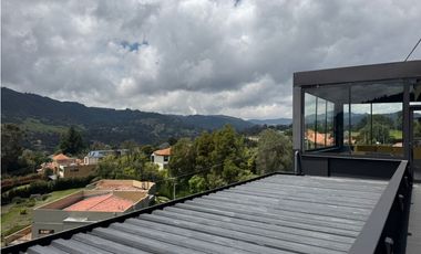 SE VENDE O ARRIENDA CASA LA CALERA 1600m2