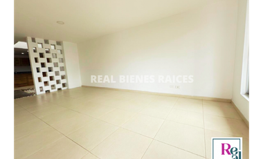 Casa Medianera en Arriendo – Excelente Ubicación en La Ceja
