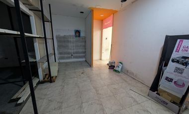Local en alquiler Av. Rivadavia 7000