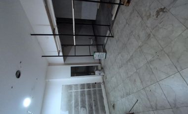 Local en alquiler Av. Rivadavia 7000